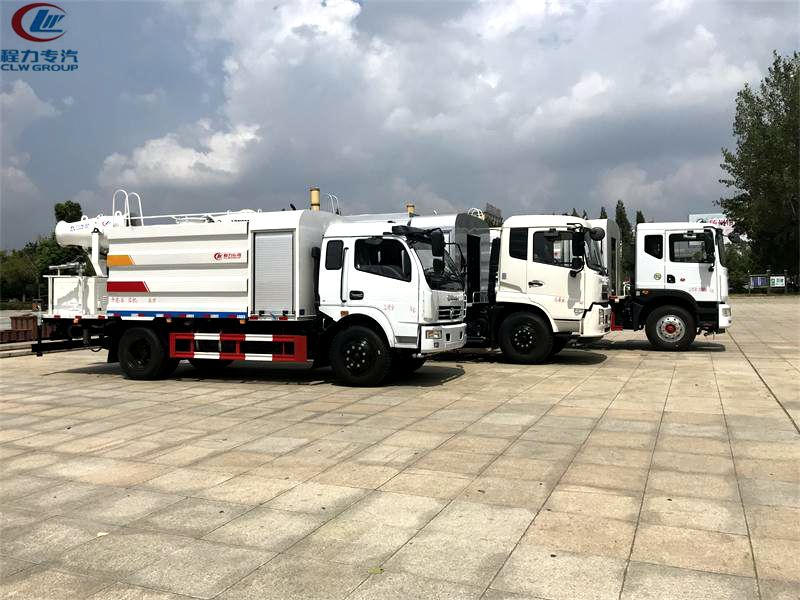 ר�������ֳ���