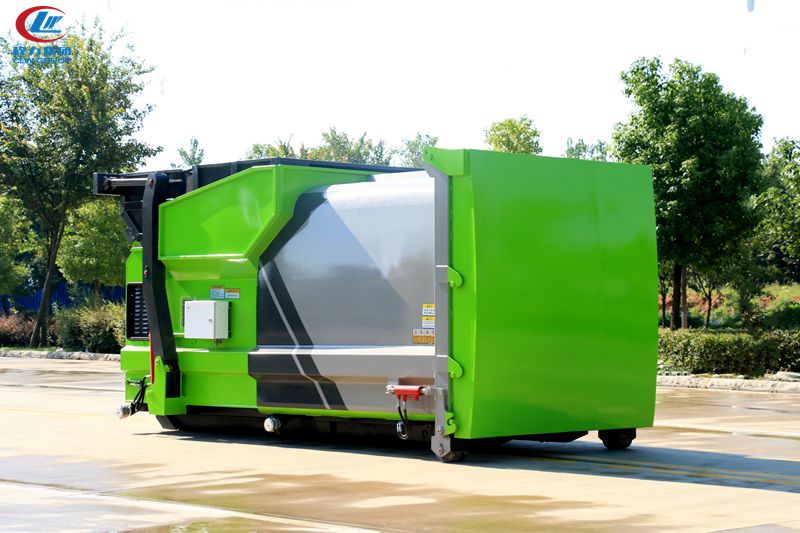 �ƶ�ѹ������վ